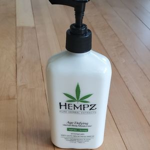 New lotion, age defying. 17fl oz.